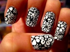 фото дизайна ногтей в черно белом цвете