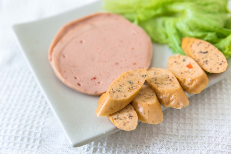 Перечислены «тихие убийцы» сердца на столе каждого россиянина