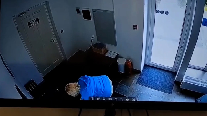 Рудковская показала, как фигуристку Костылеву, предположительно, избивает мать