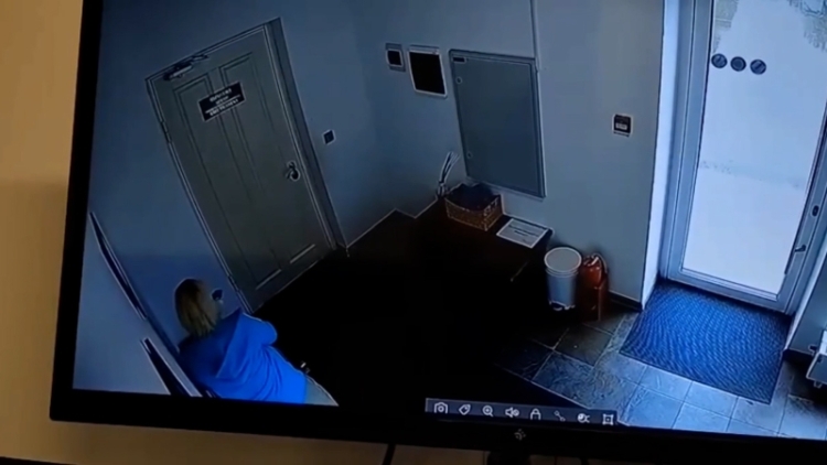 Рудковская показала, как фигуристку Костылеву, предположительно, избивает мать