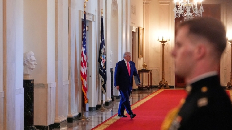 Трамп заявил о намерении добиться урегулирования украинского конфликта