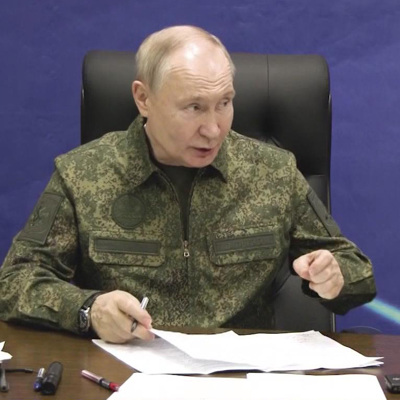 Путин: противник не в состоянии должным образом реагировать на наступление ВС РФ